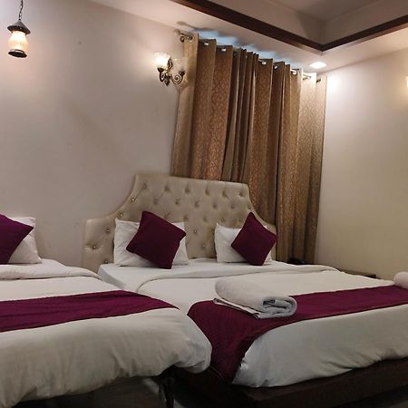 Hotel Agra Grande By Goyal Hoteliers Экстерьер фото
