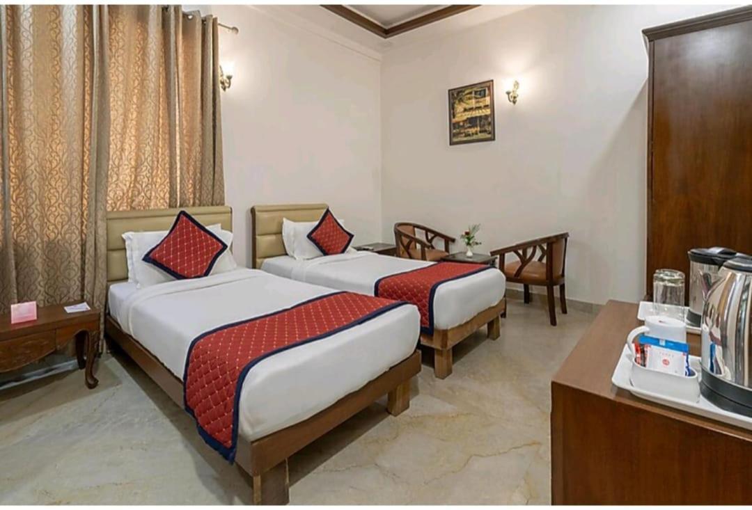 Hotel Agra Grande By Goyal Hoteliers Экстерьер фото